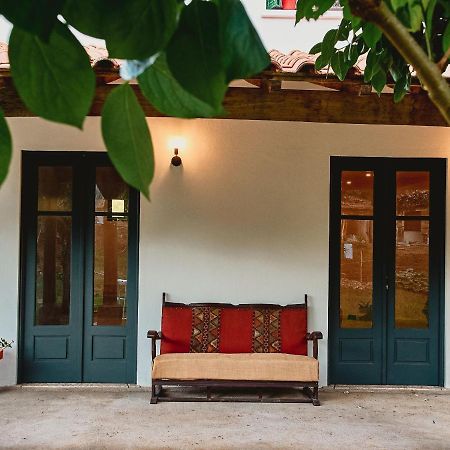 Epicos House, Your Home Away From Home. Nogueira  Exterior foto